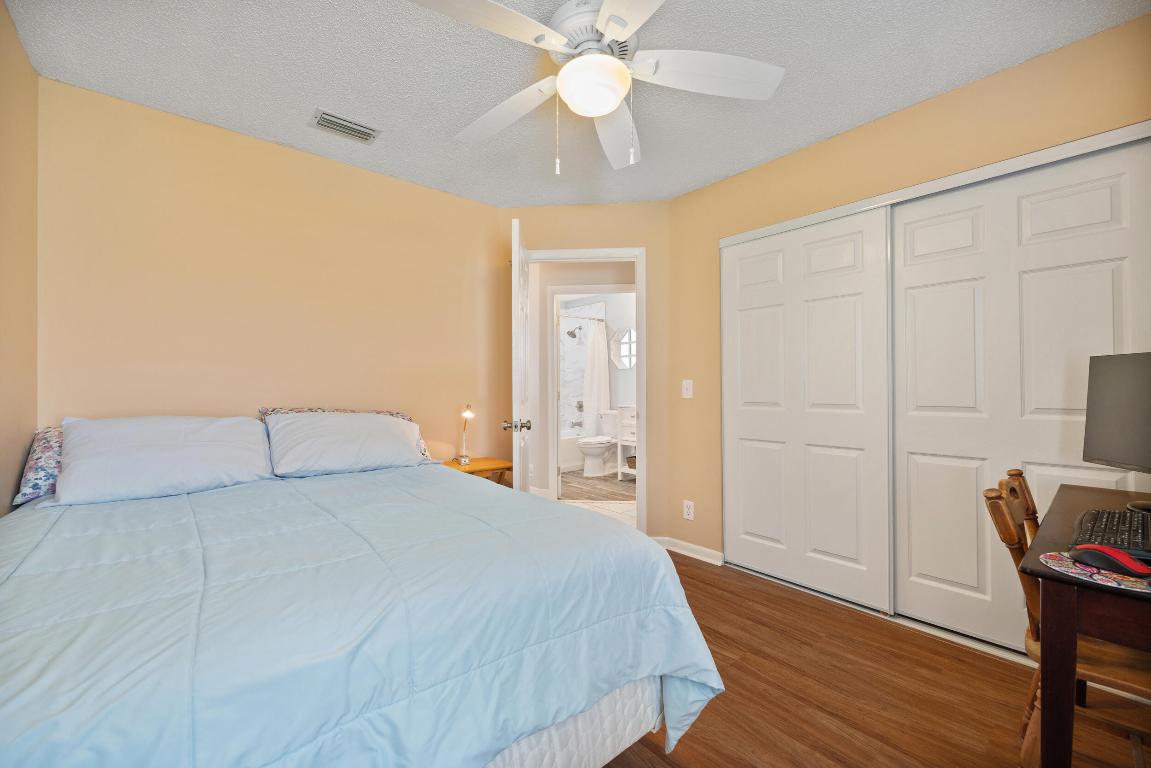 5124 Brian Boulevard