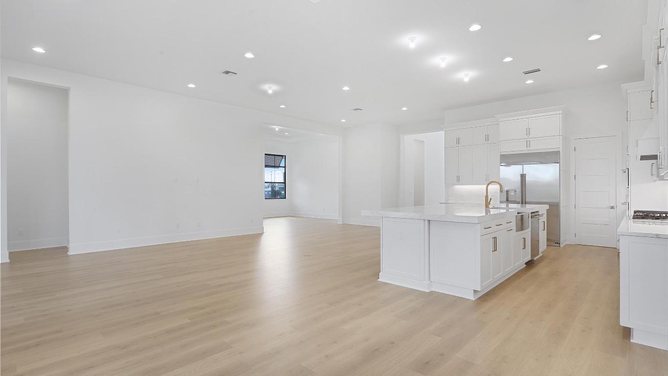 13234 Artisan Circle