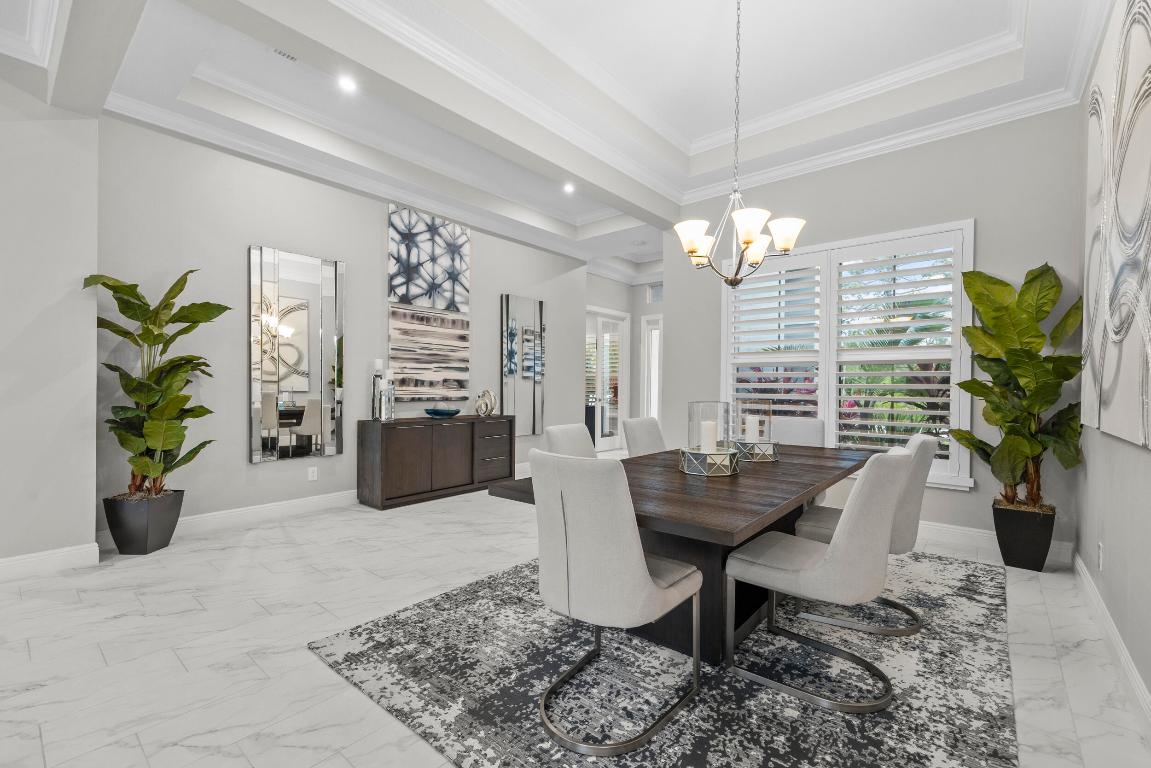 5073 SW Winchester Drive