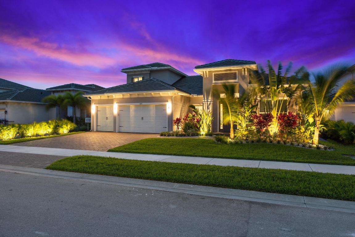 5073 SW Winchester Drive