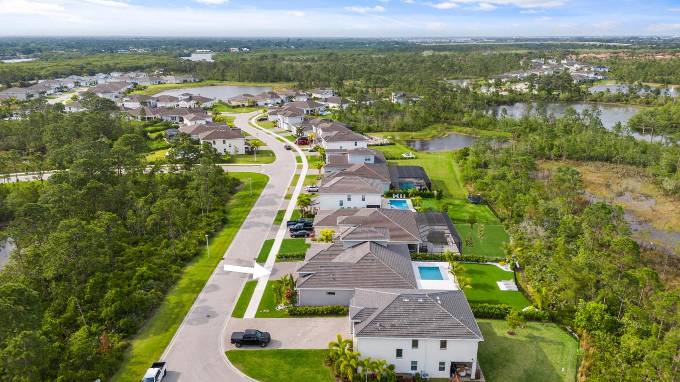 5073 SW Winchester Drive