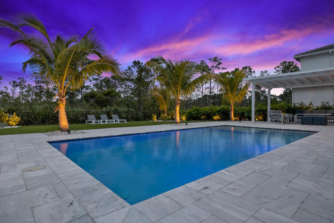 5073 SW Winchester Drive