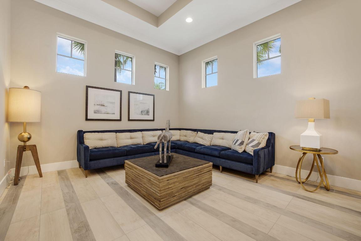 5073 SW Winchester Drive