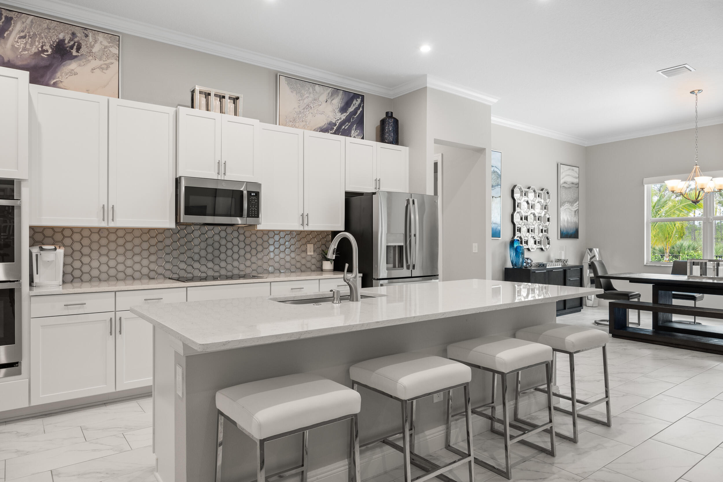 5073 SW Winchester Drive