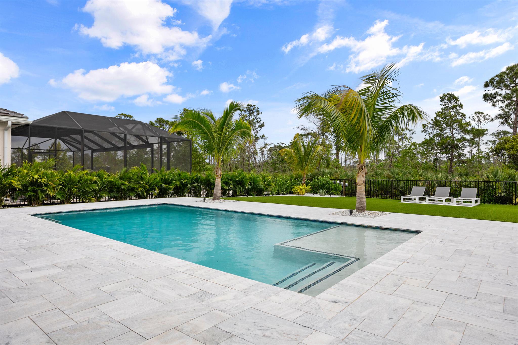 5073 SW Winchester Drive