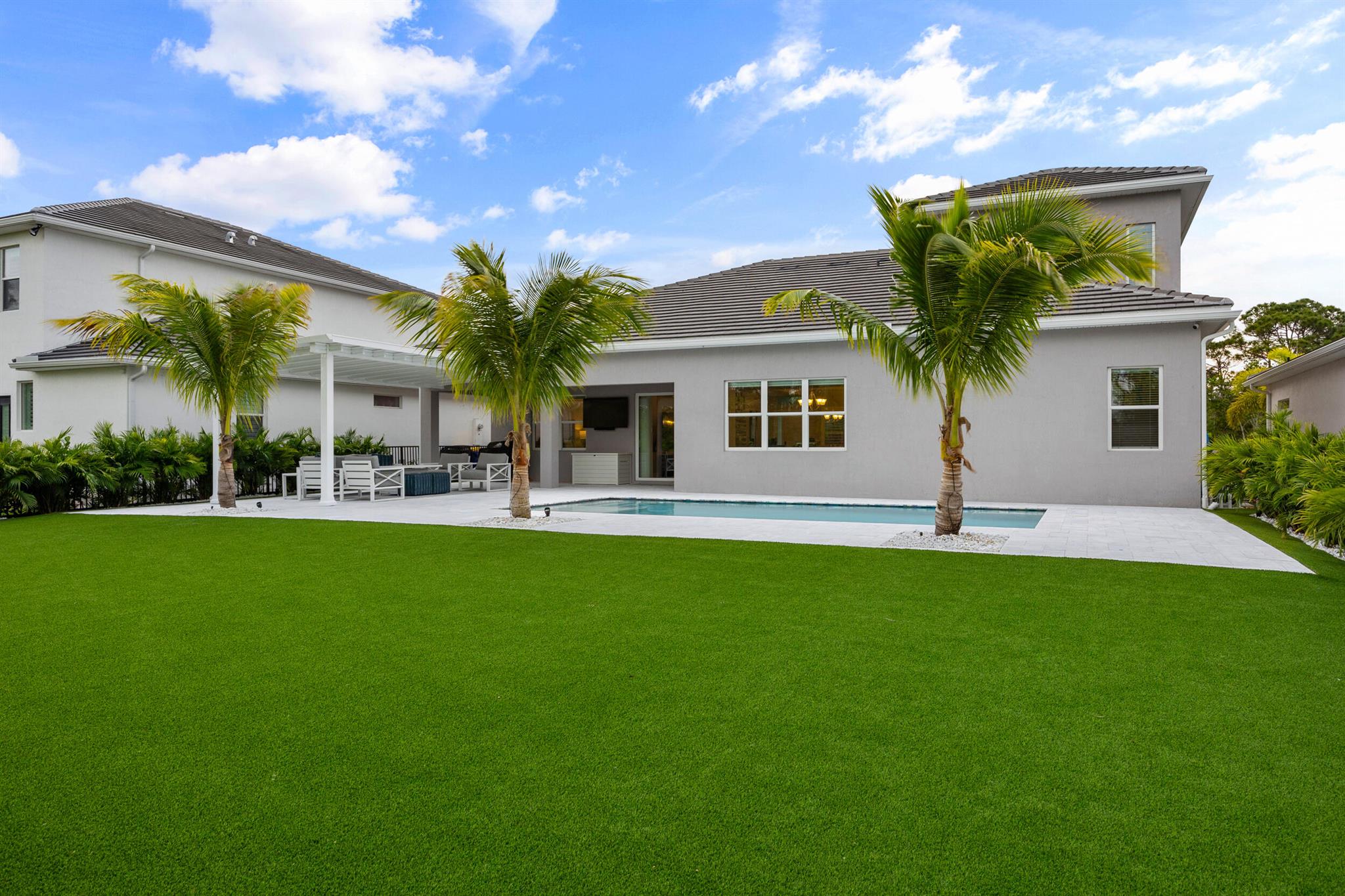 5073 SW Winchester Drive