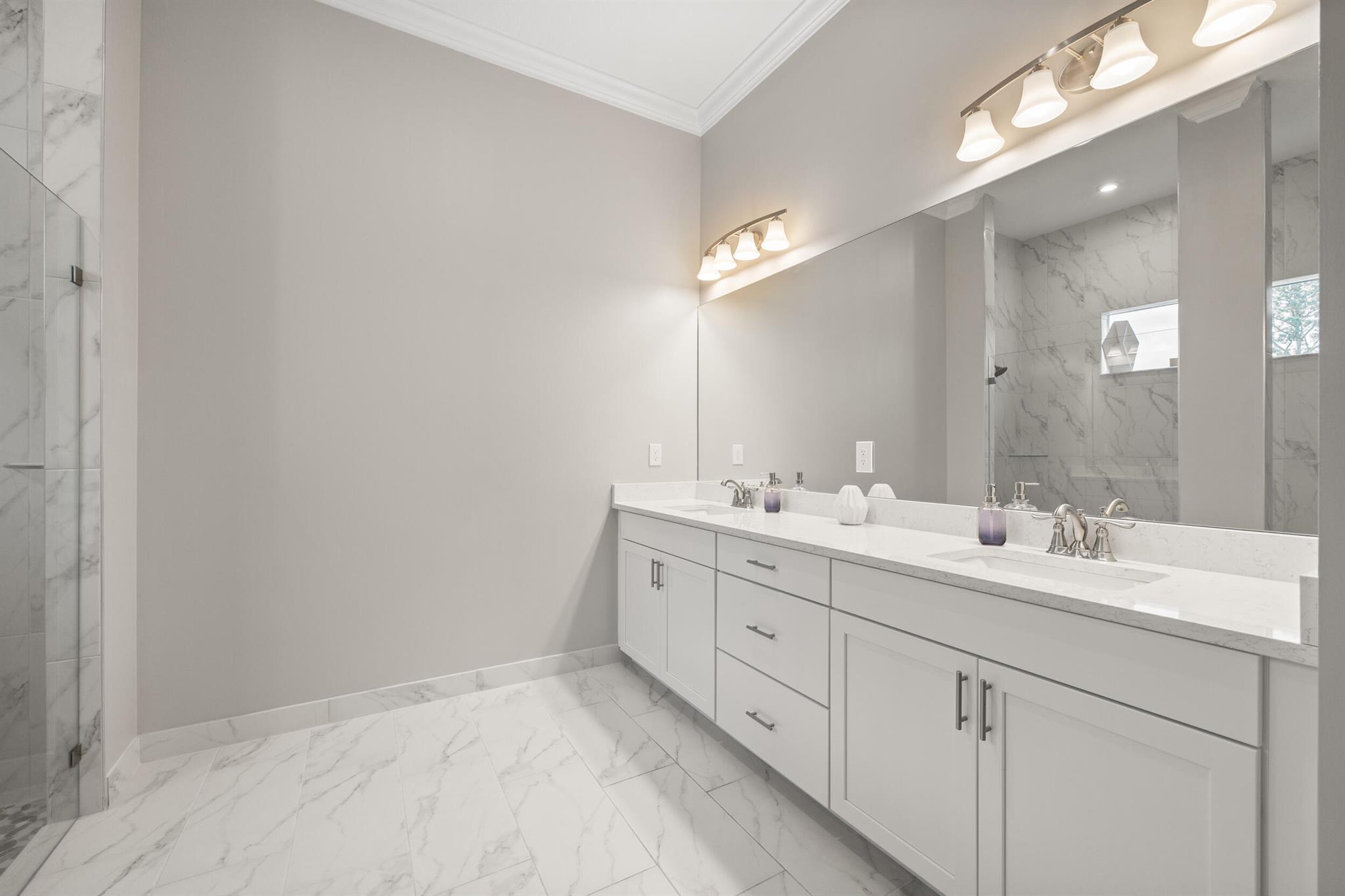 5073 SW Winchester Drive