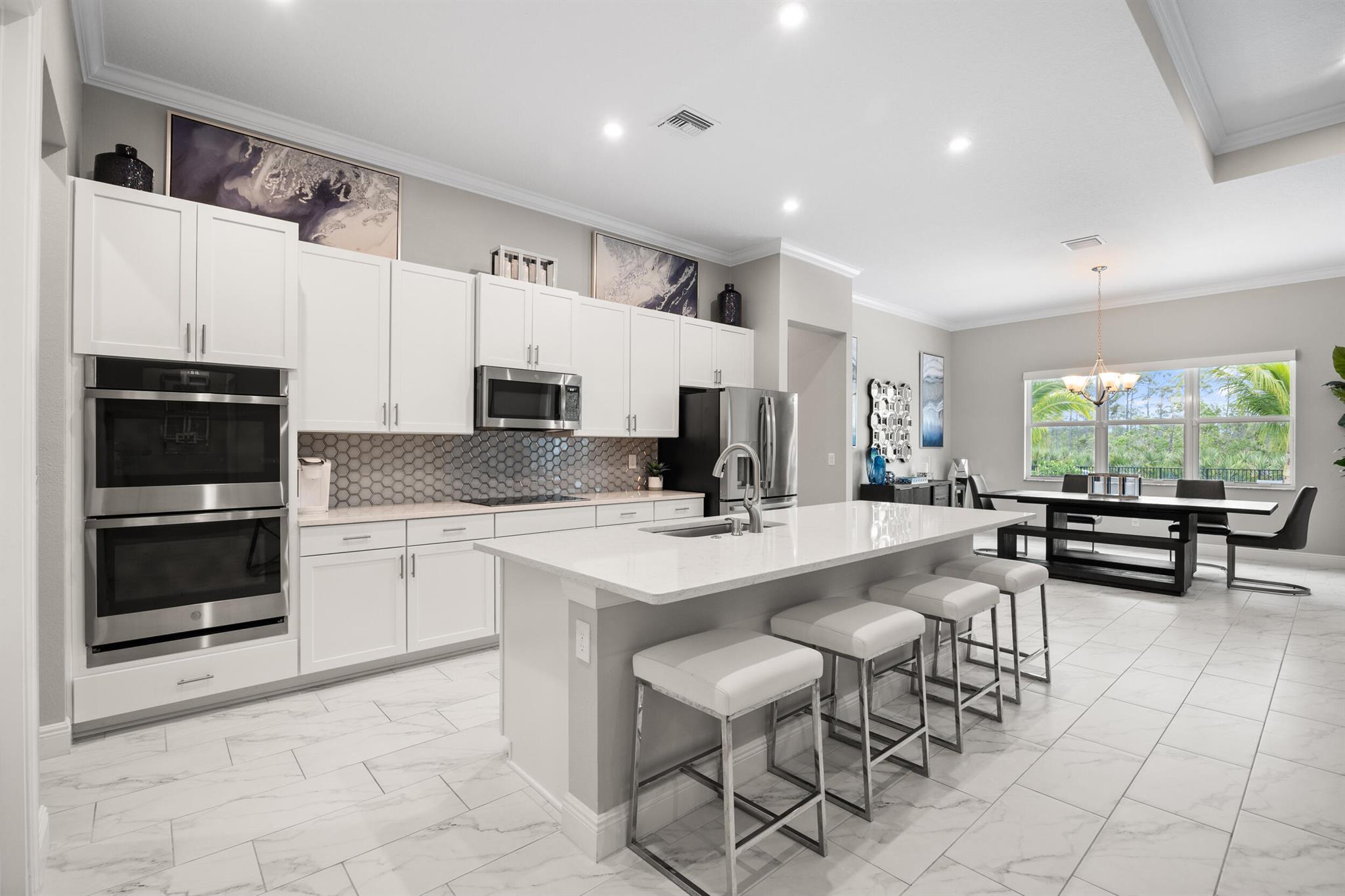 5073 SW Winchester Drive