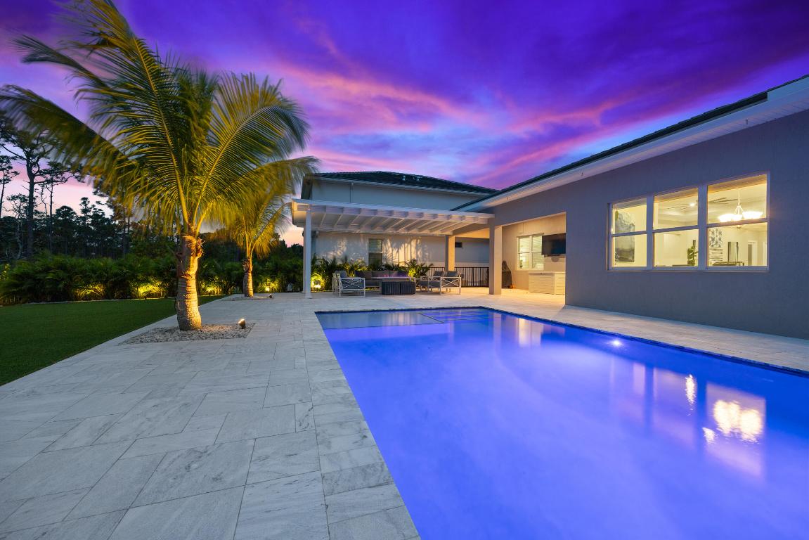 5073 SW Winchester Drive