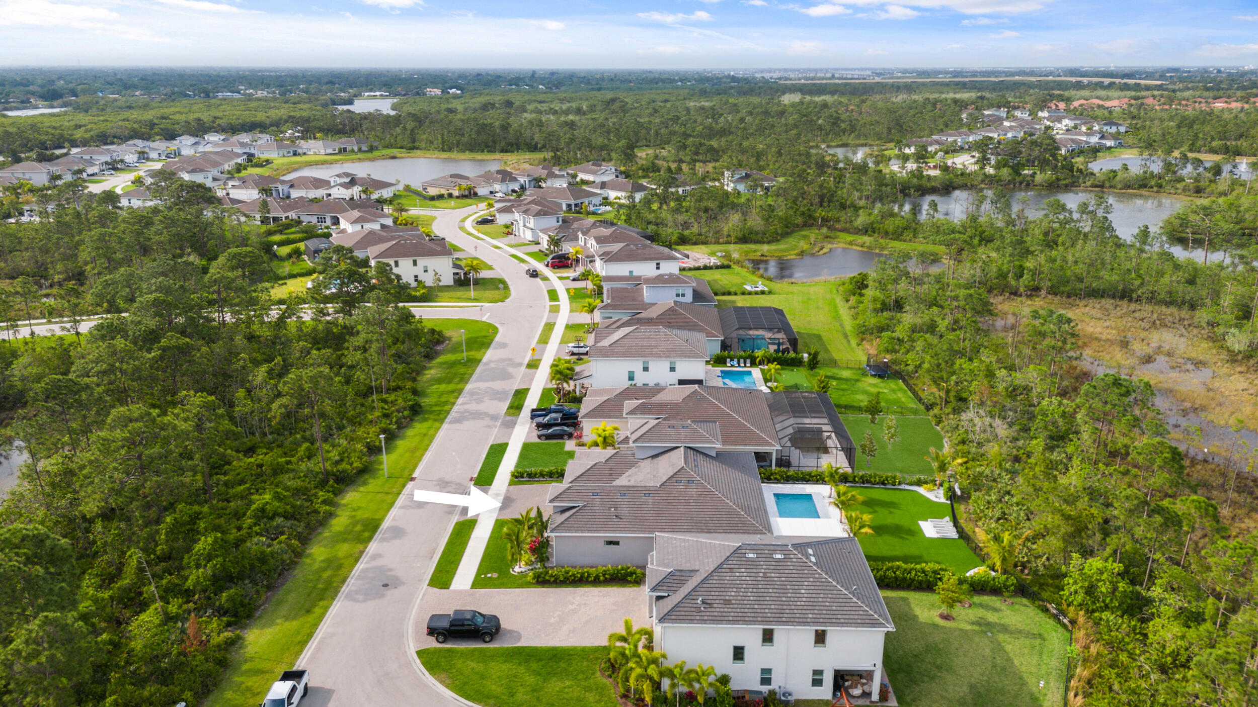 5073 SW Winchester Drive