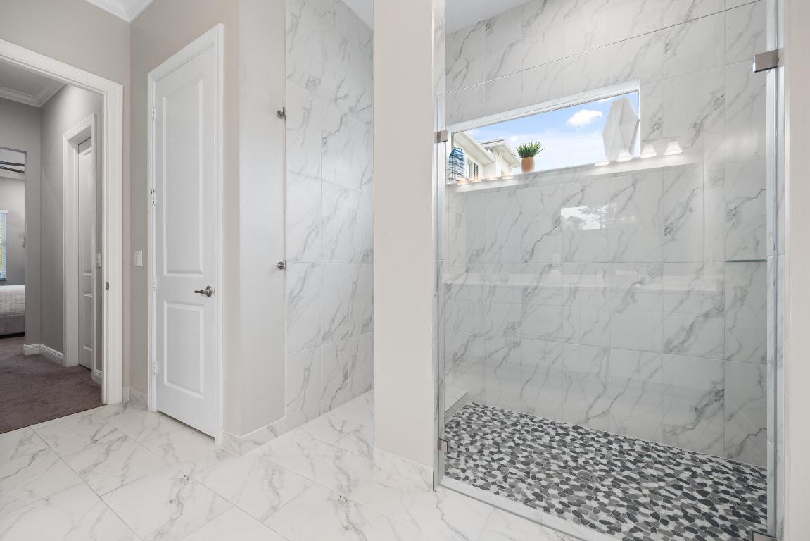 5073 SW Winchester Drive