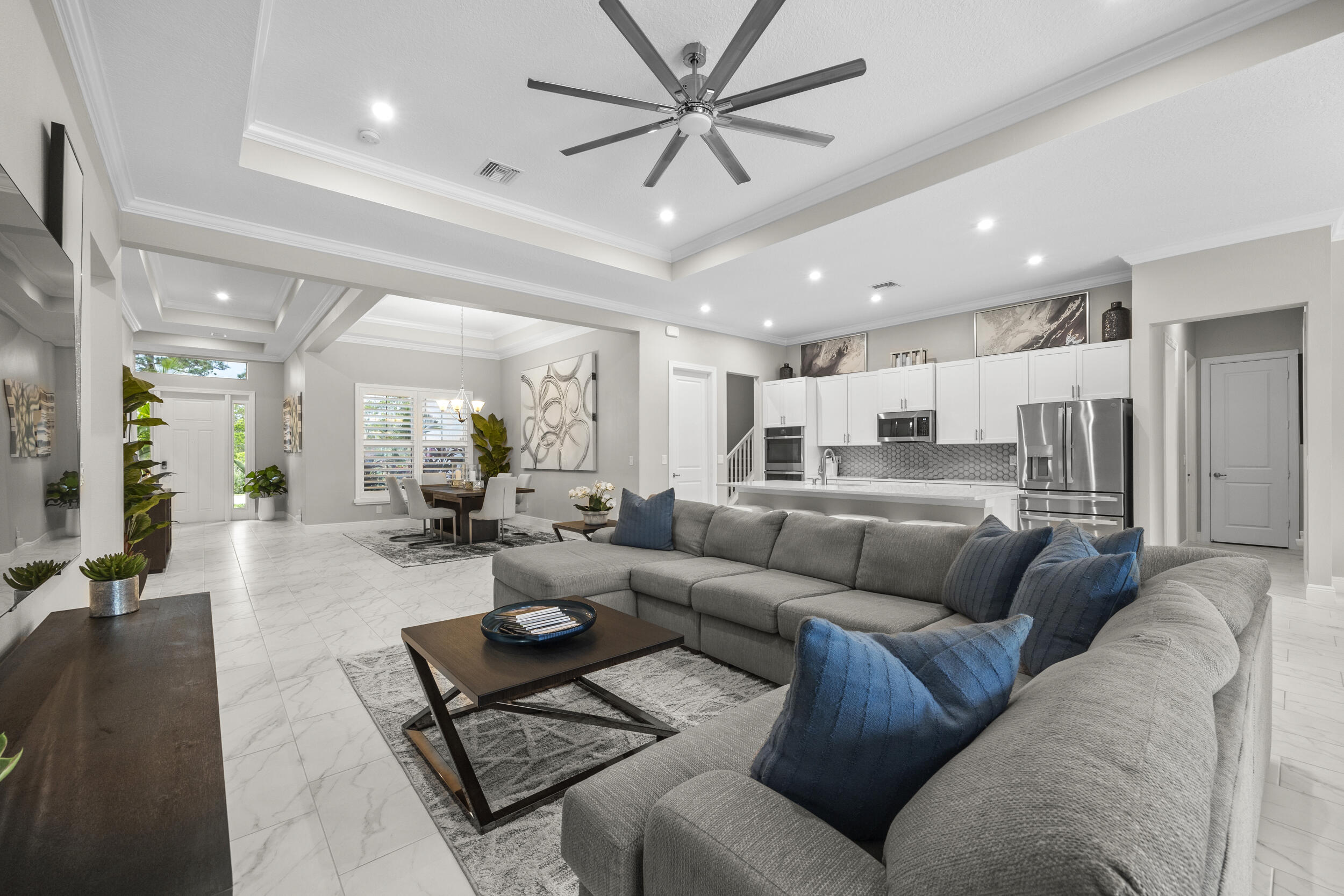 5073 SW Winchester Drive