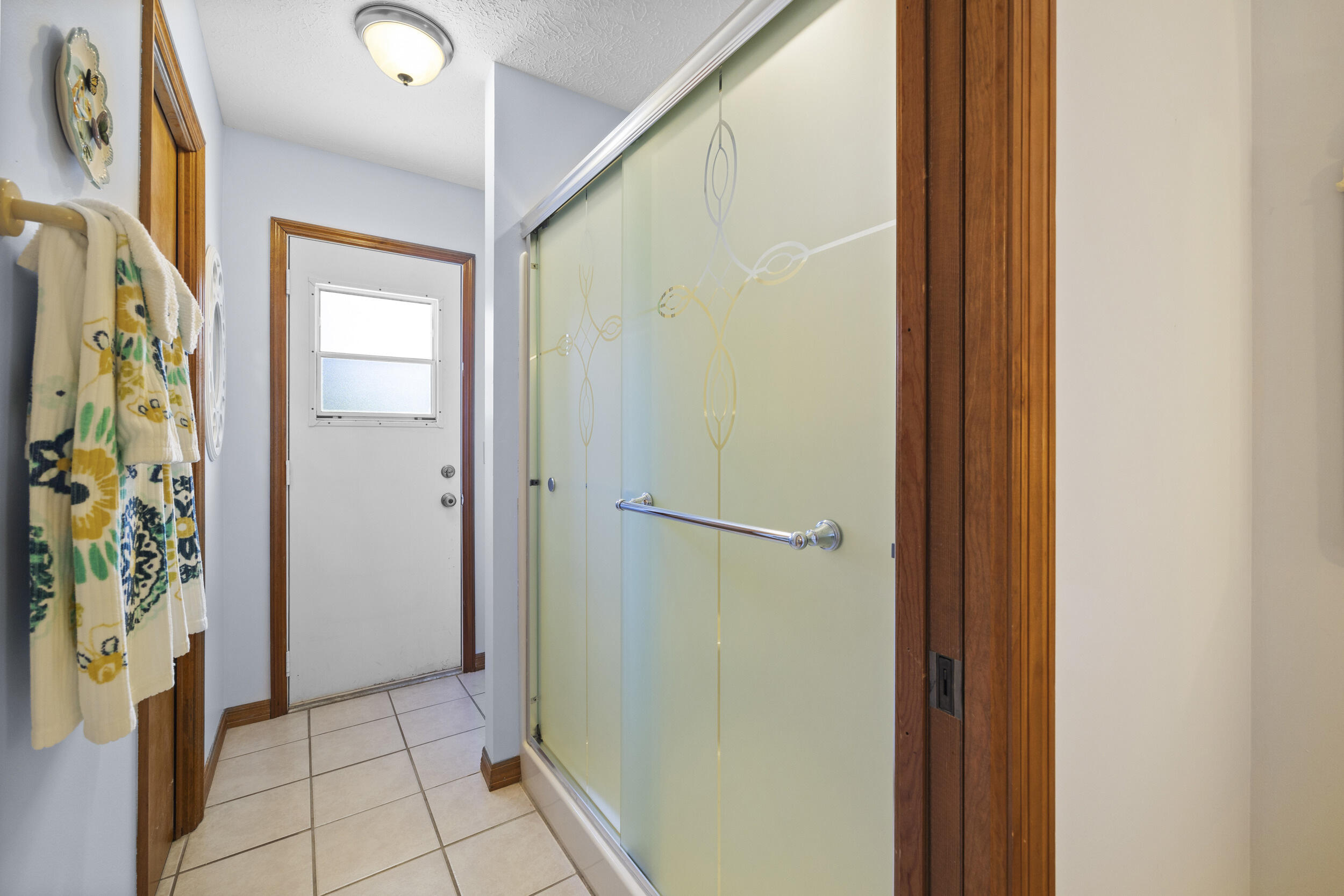 164 SW Airview Avenue