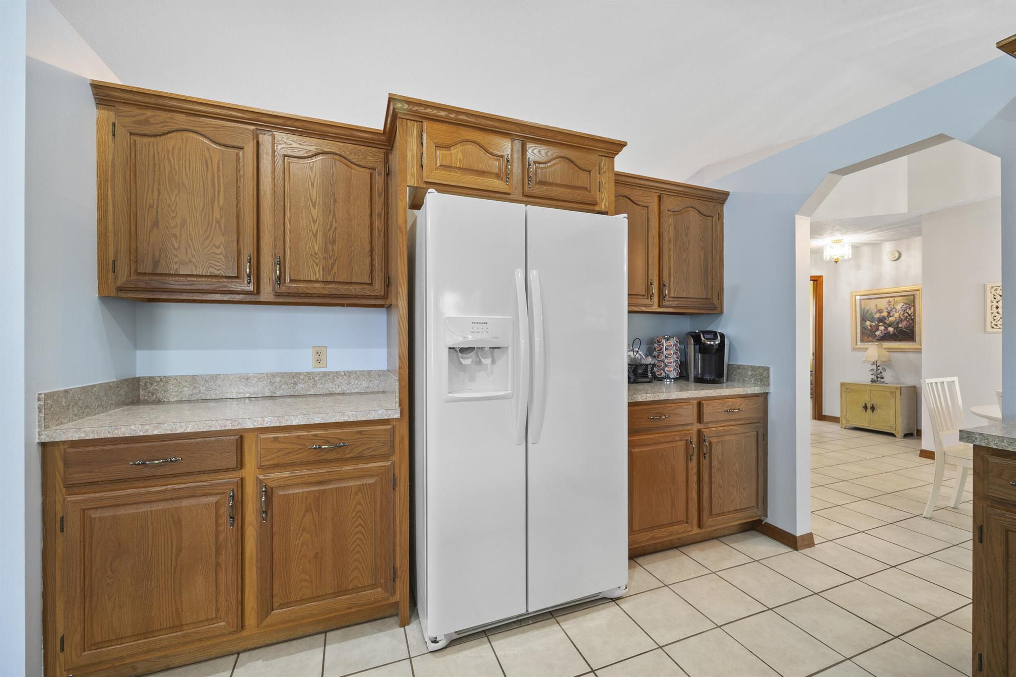 164 SW Airview Avenue