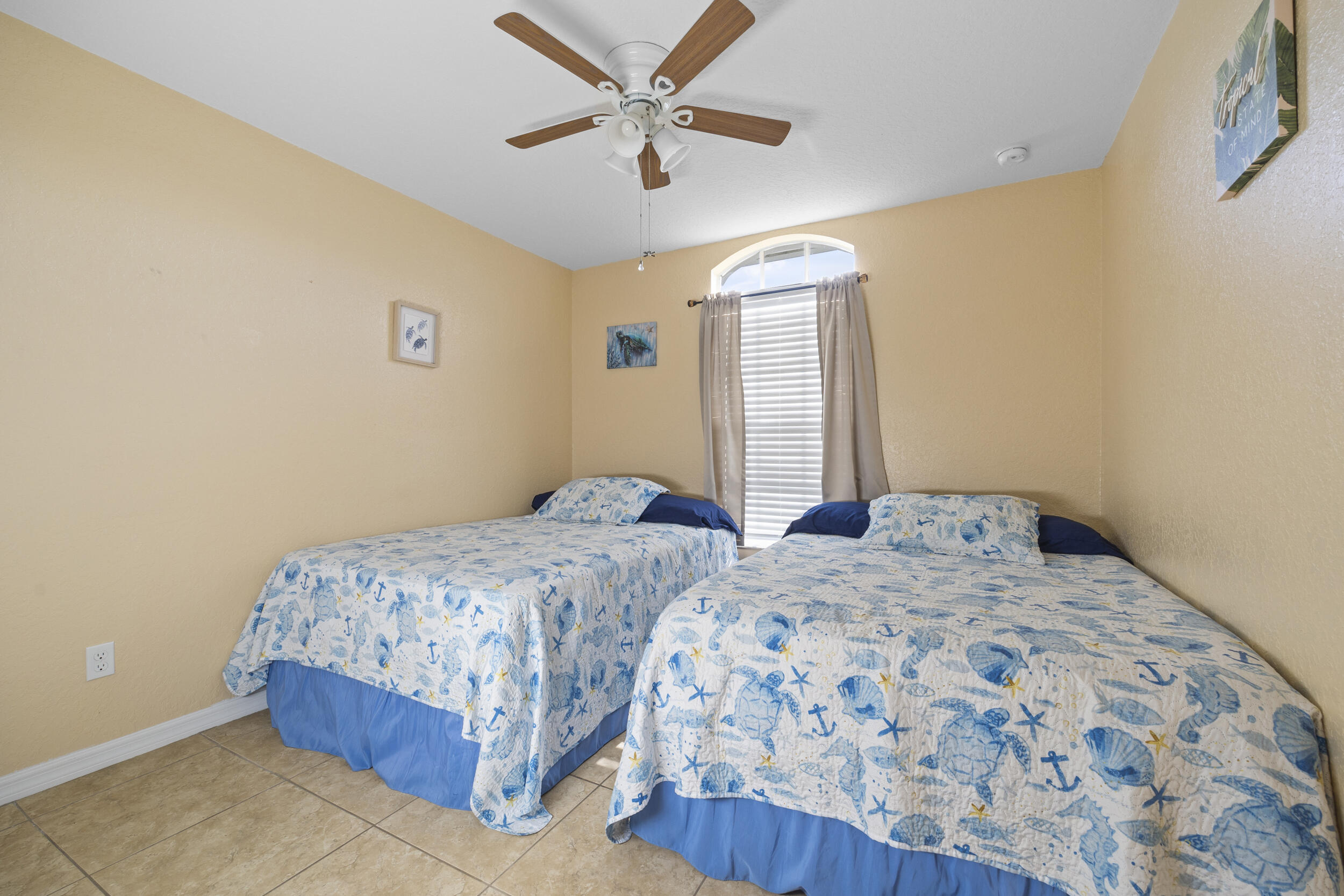 616 NW Monroe Street