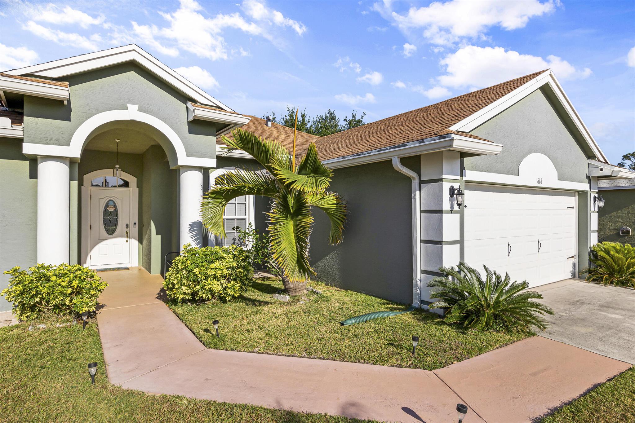 616 NW Monroe Street