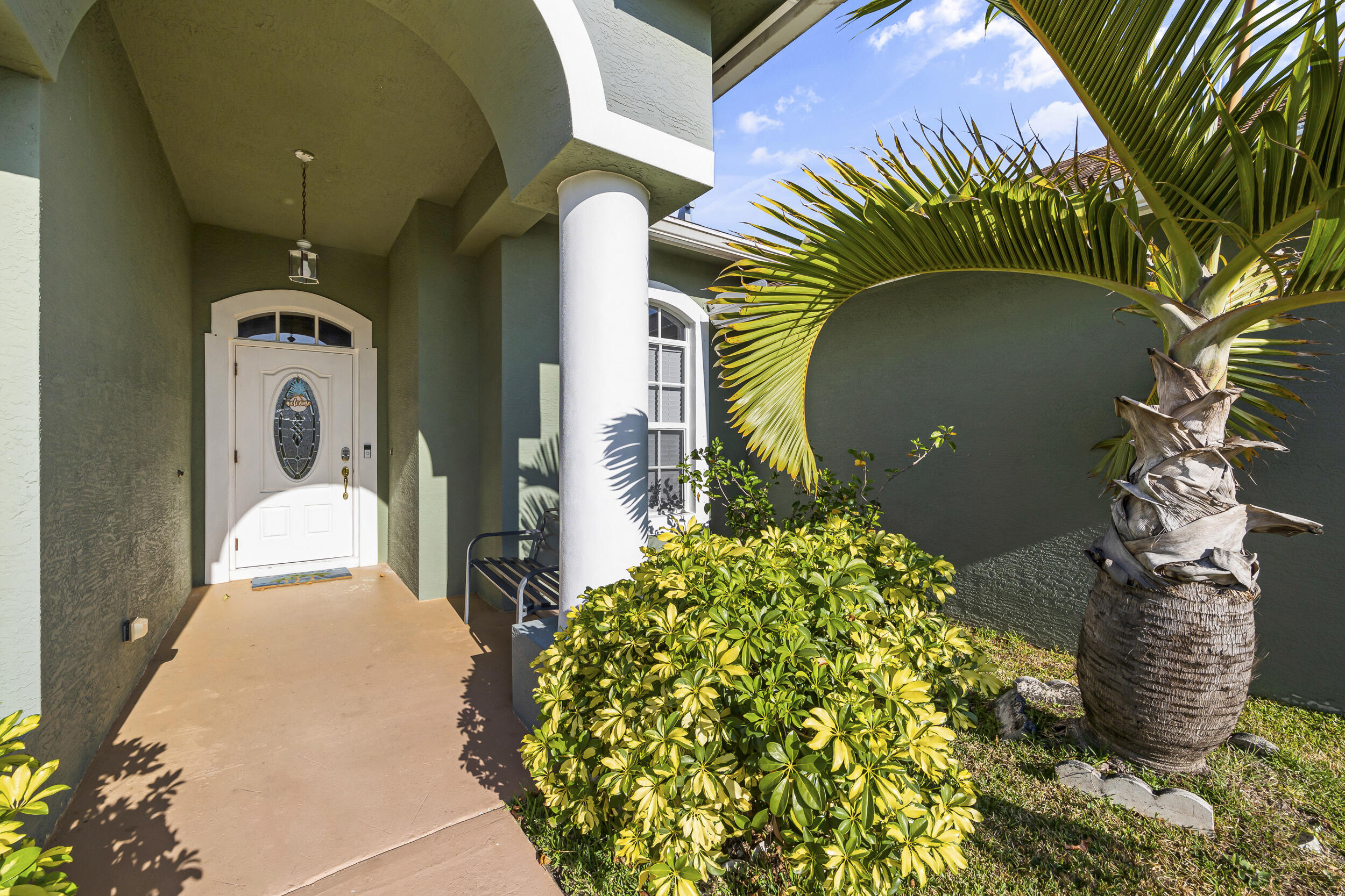 616 NW Monroe Street