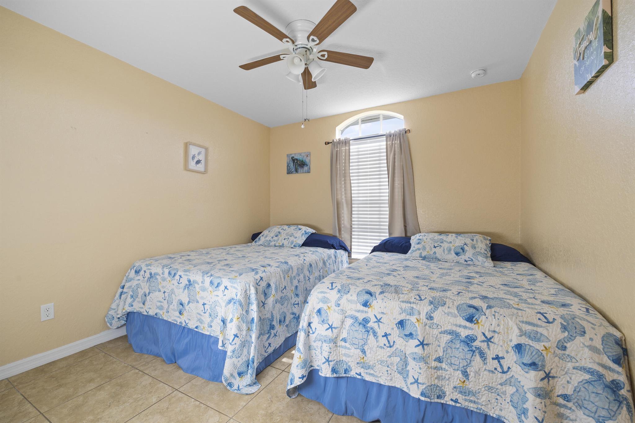 616 NW Monroe Street