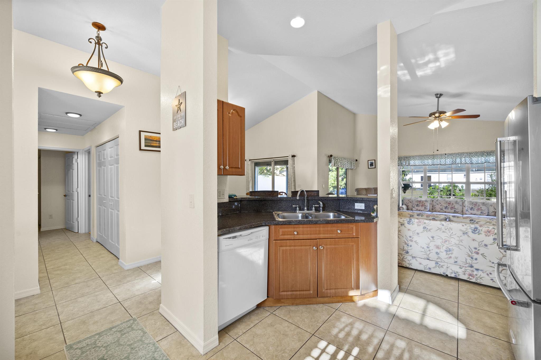 616 NW Monroe Street