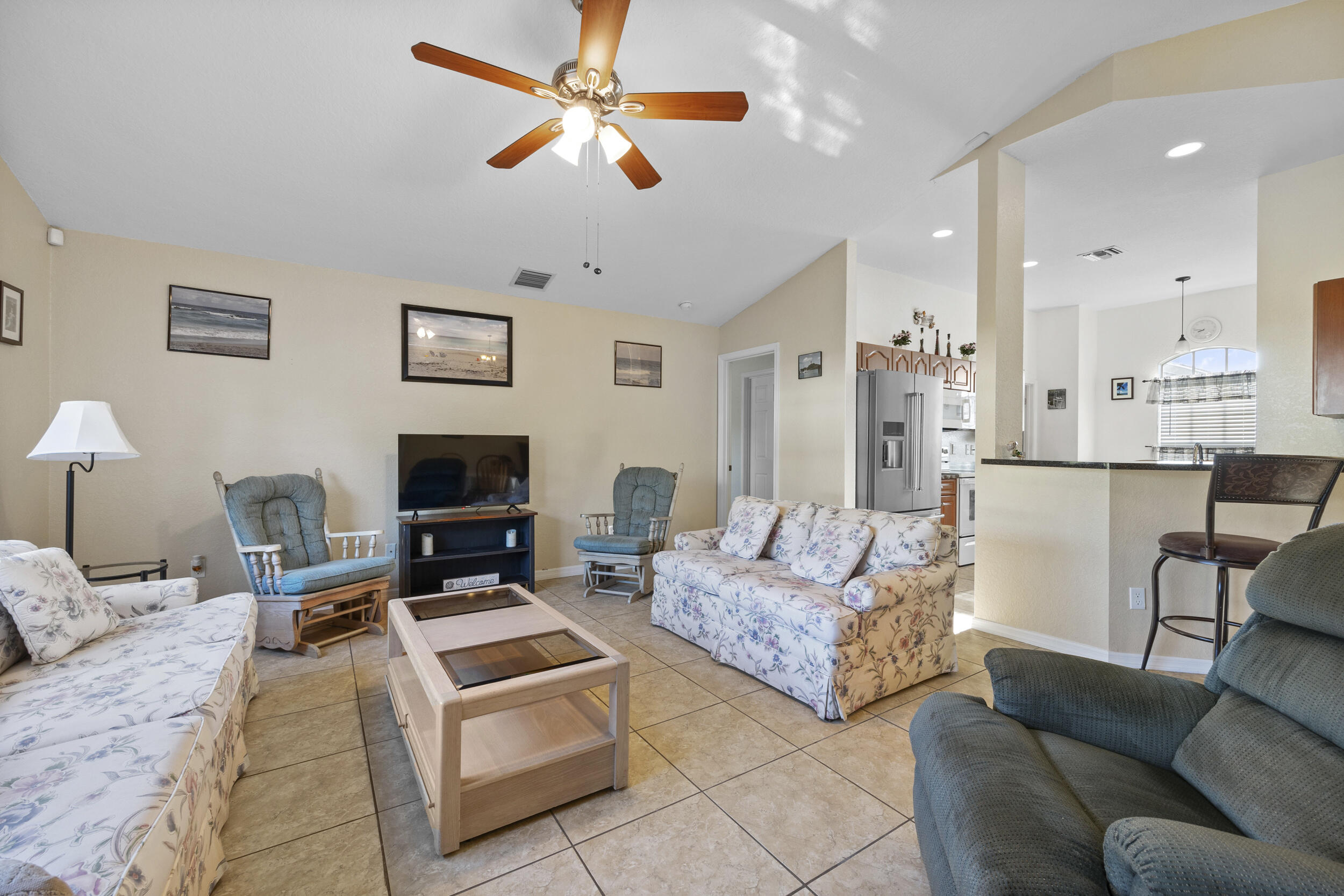 616 NW Monroe Street