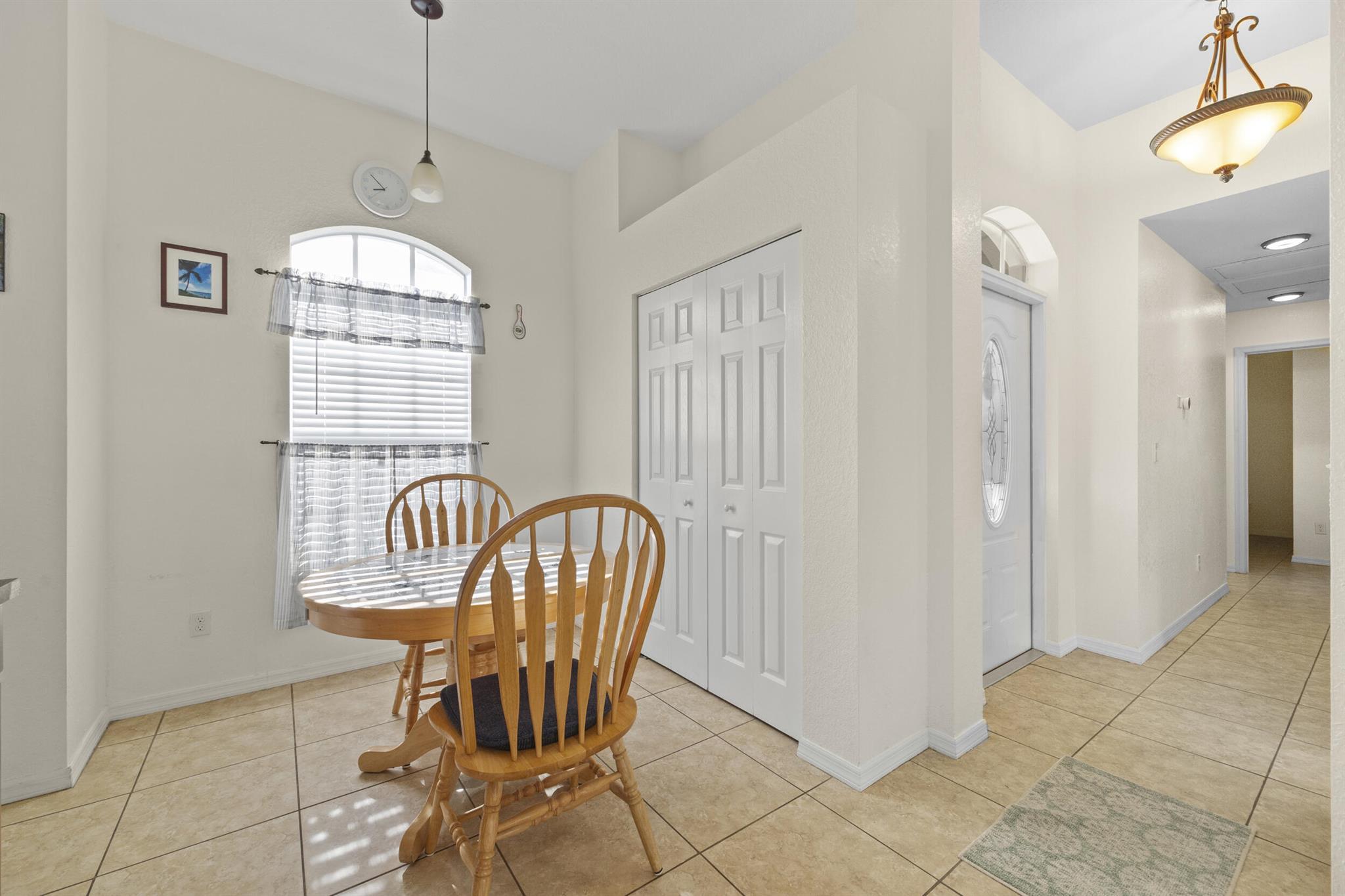 616 NW Monroe Street