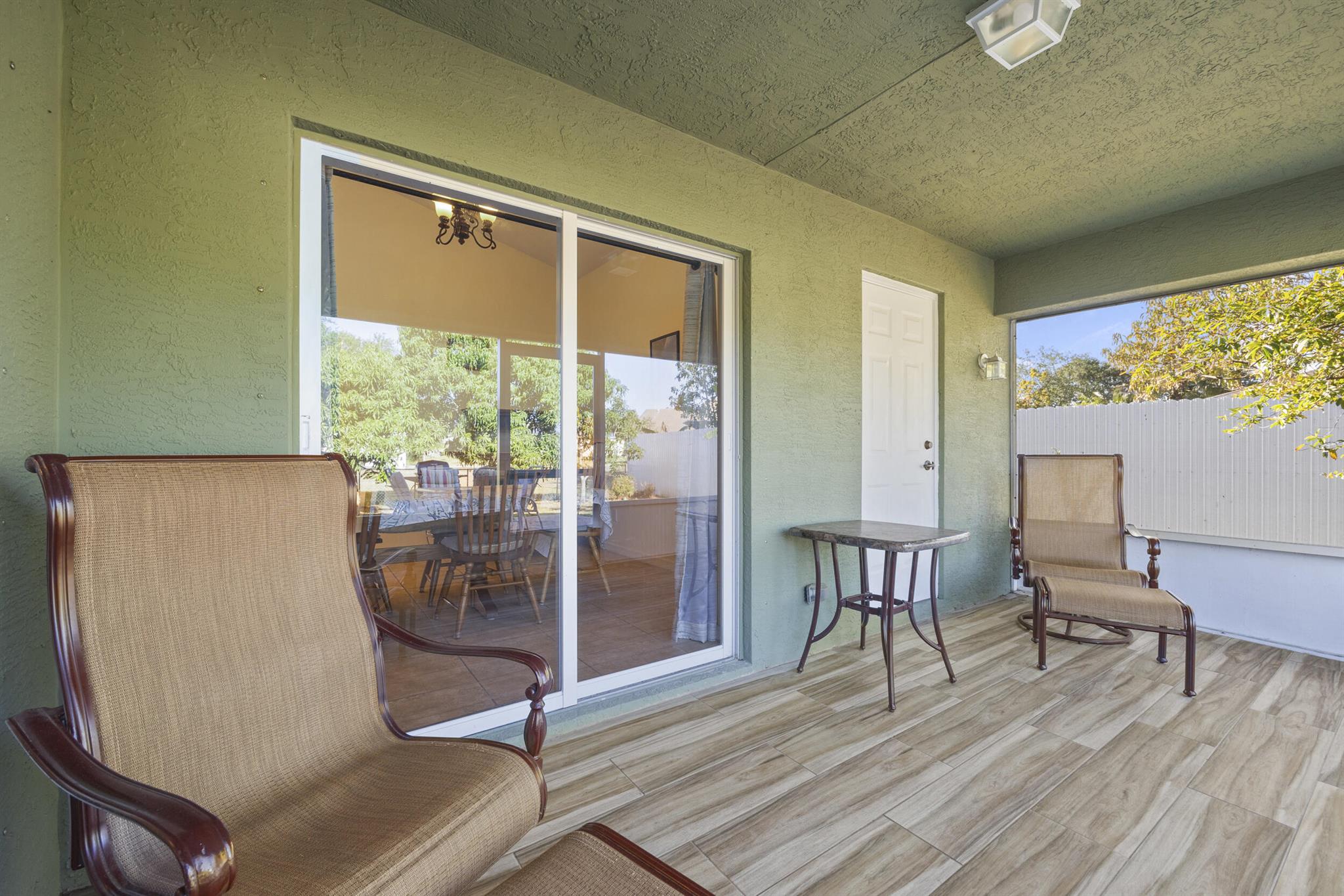 616 NW Monroe Street