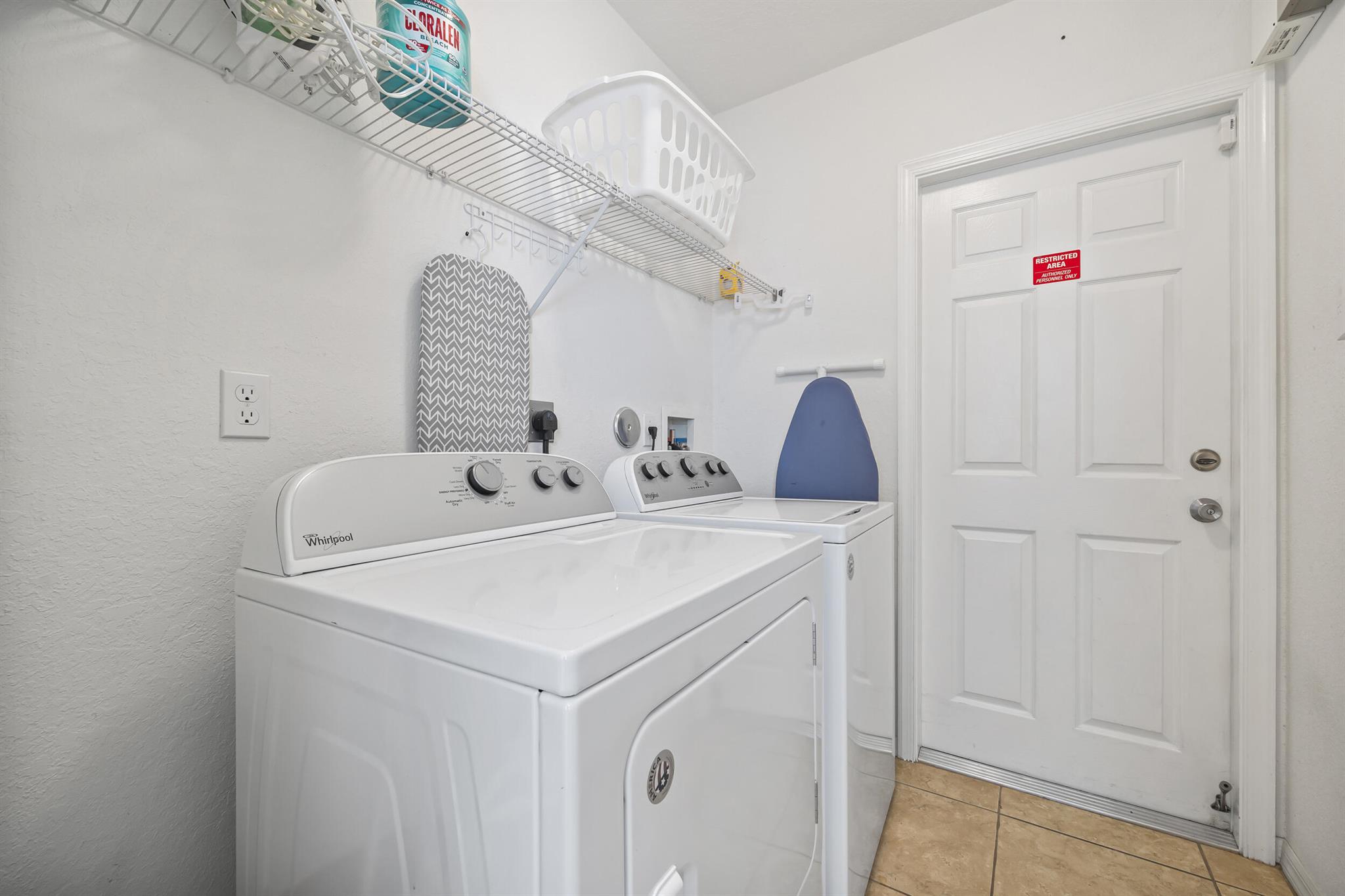 616 NW Monroe Street