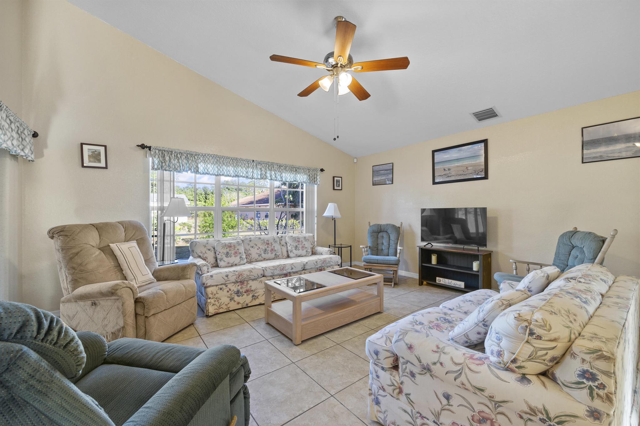 616 NW Monroe Street