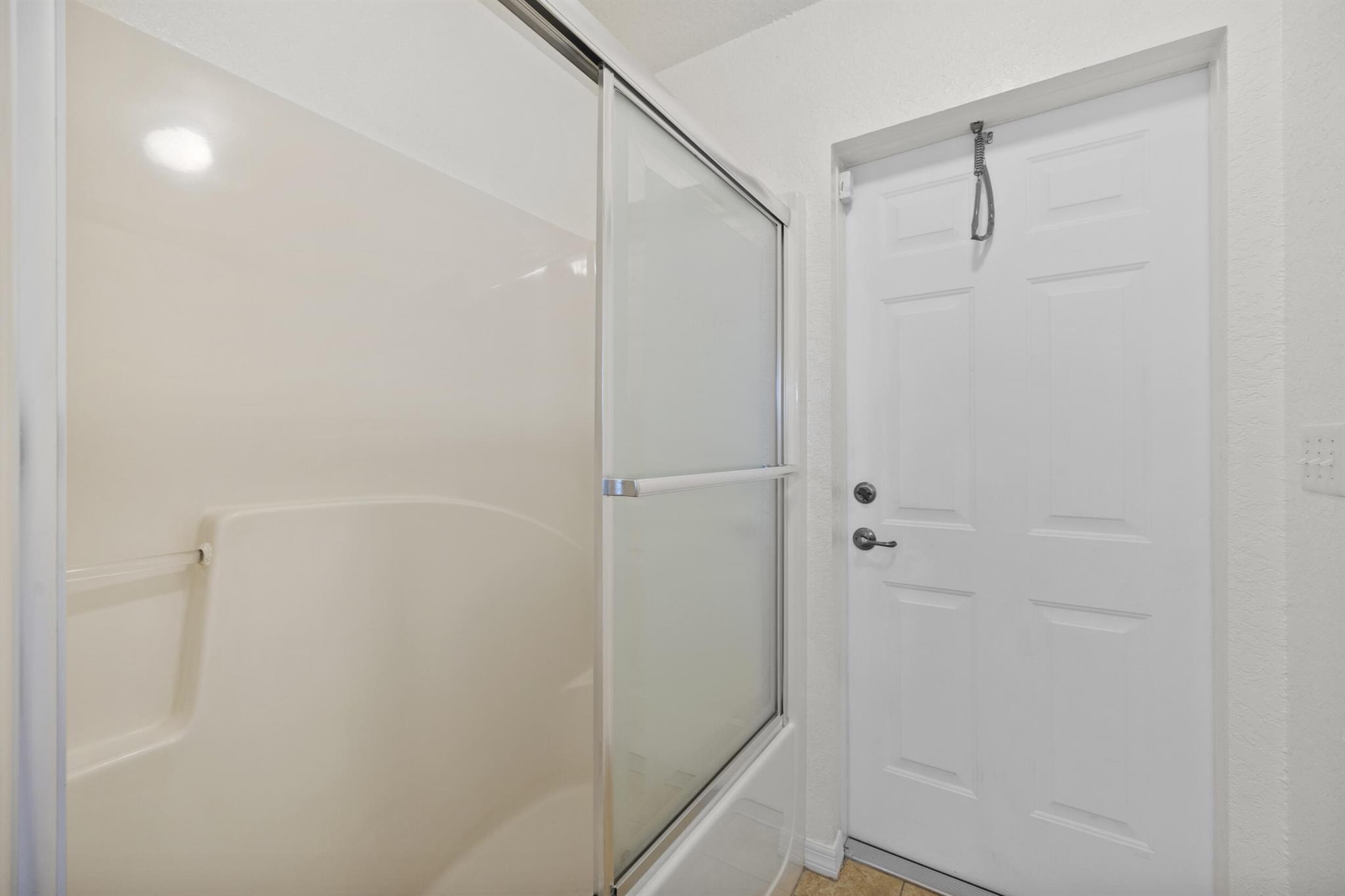 616 NW Monroe Street