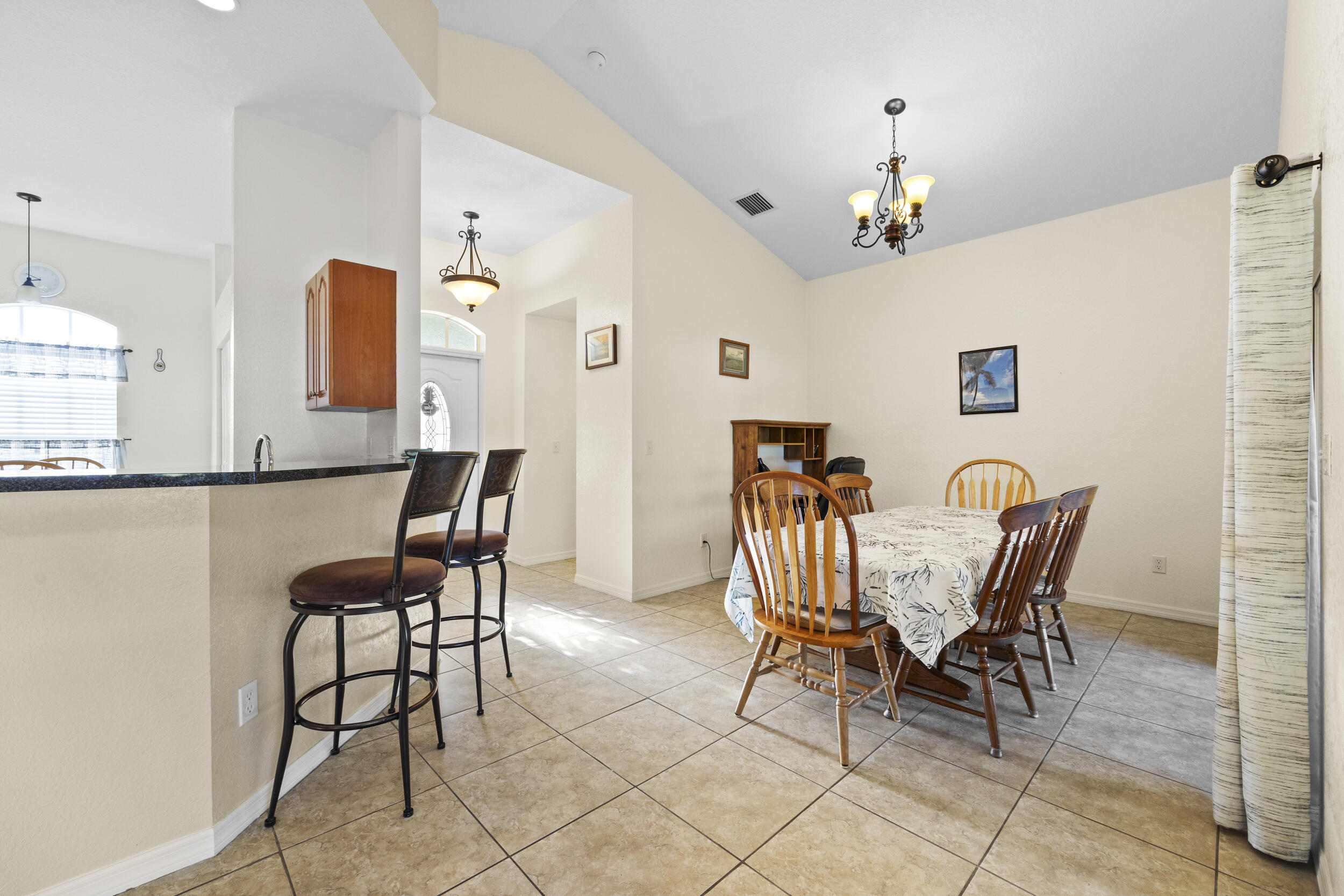 616 NW Monroe Street