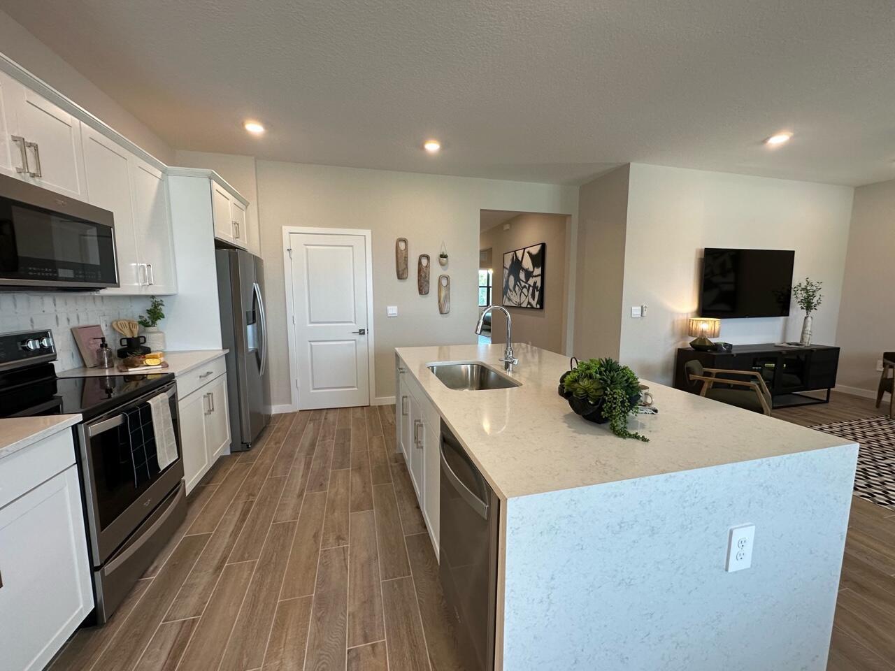 1921 NE Ocean Dunes Drive