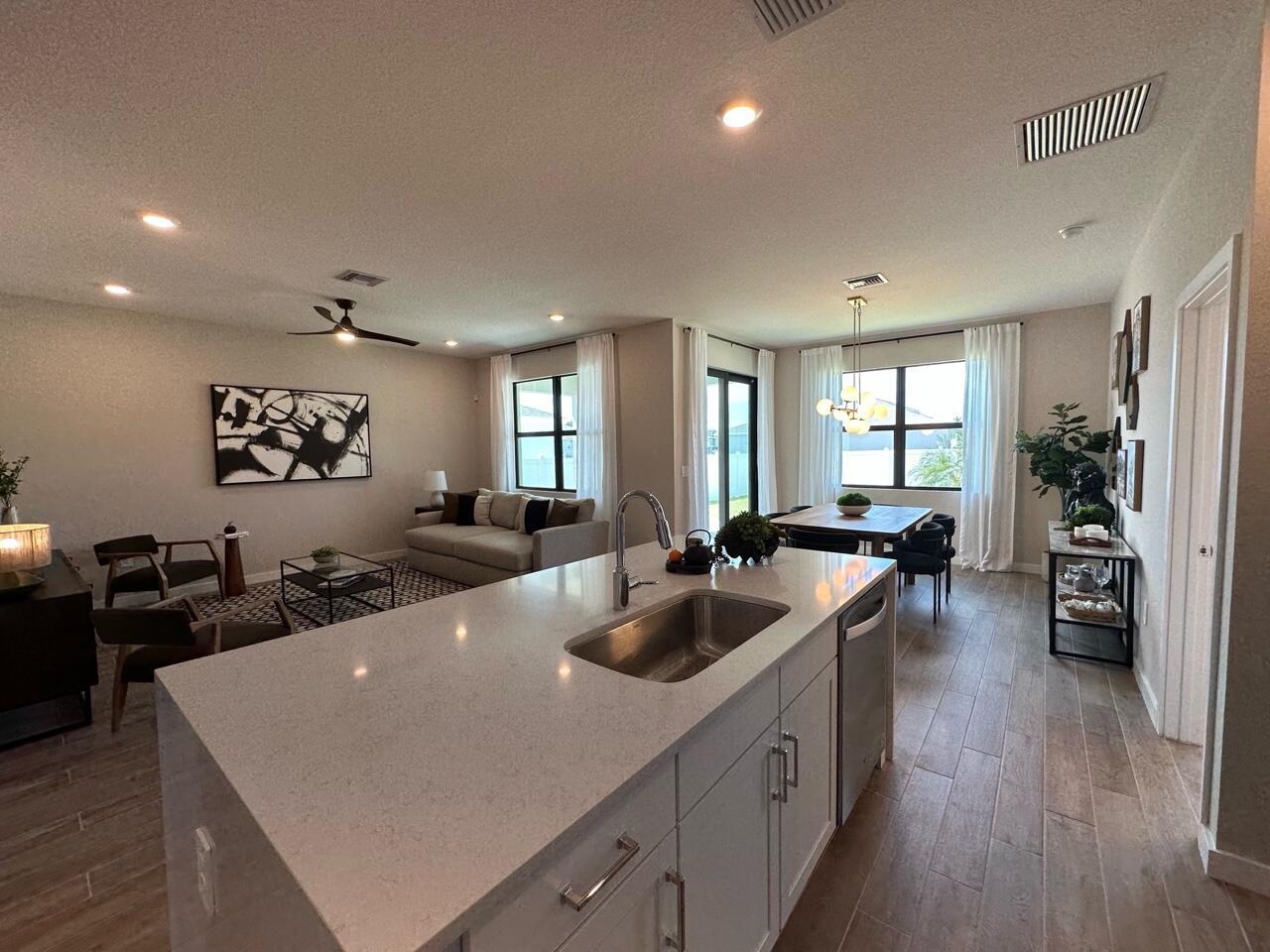 1921 NE Ocean Dunes Drive