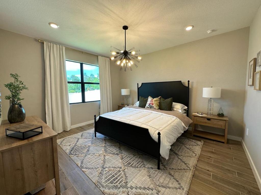 1921 NE Ocean Dunes Drive