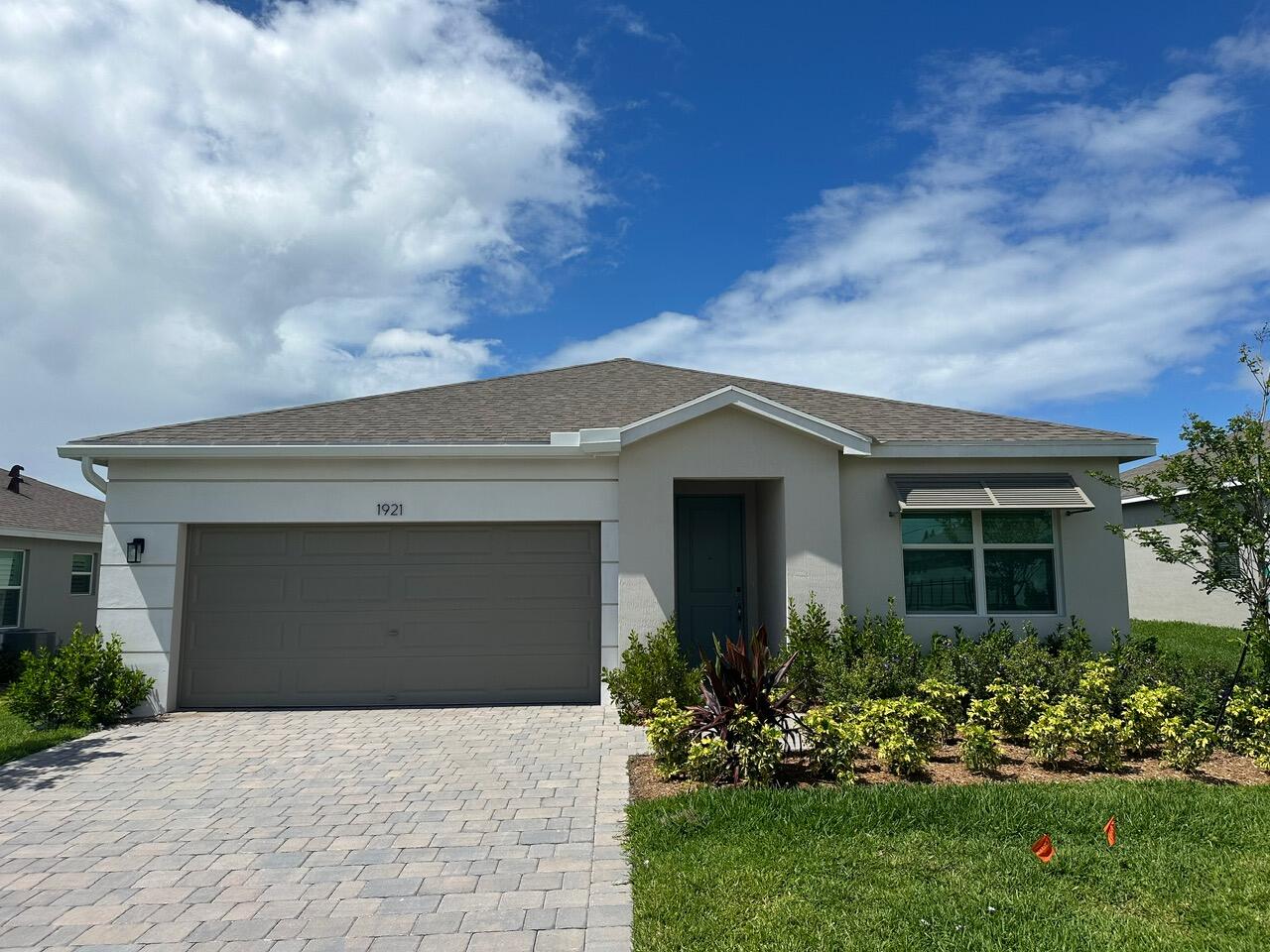1921 NE Ocean Dunes Drive