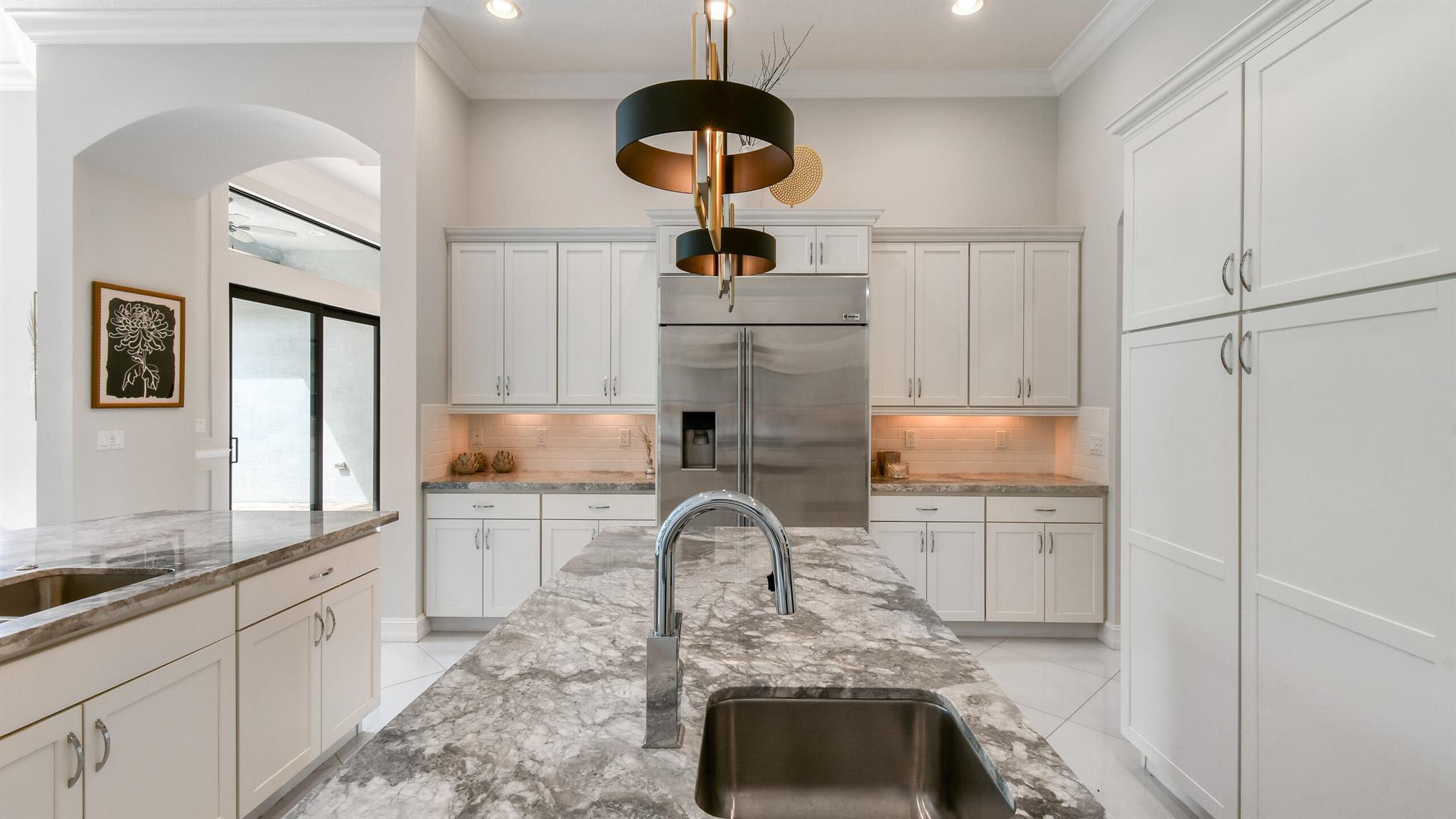 5412 SW Blue Daze Way