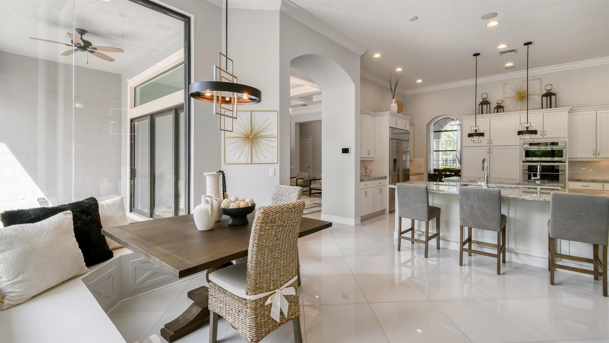 5412 SW Blue Daze Way