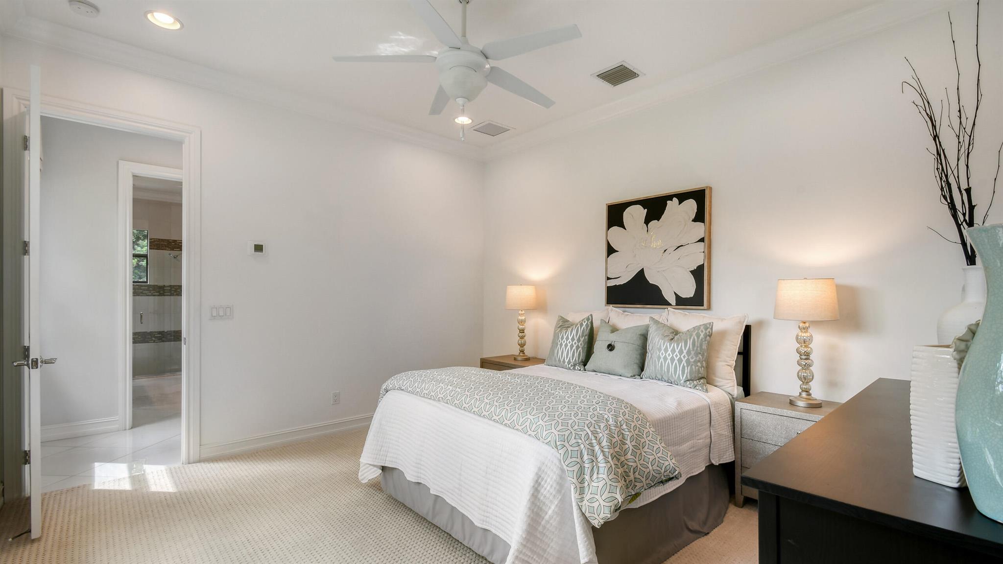 5412 SW Blue Daze Way