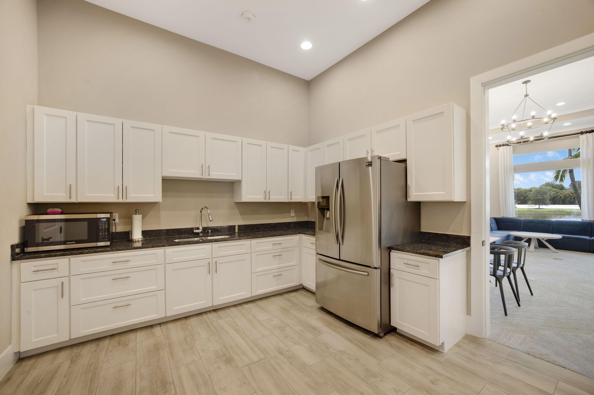 4591 SW Ardsley Drive