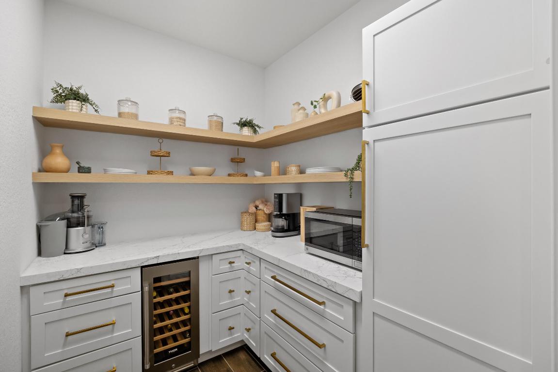 4591 SW Ardsley Drive