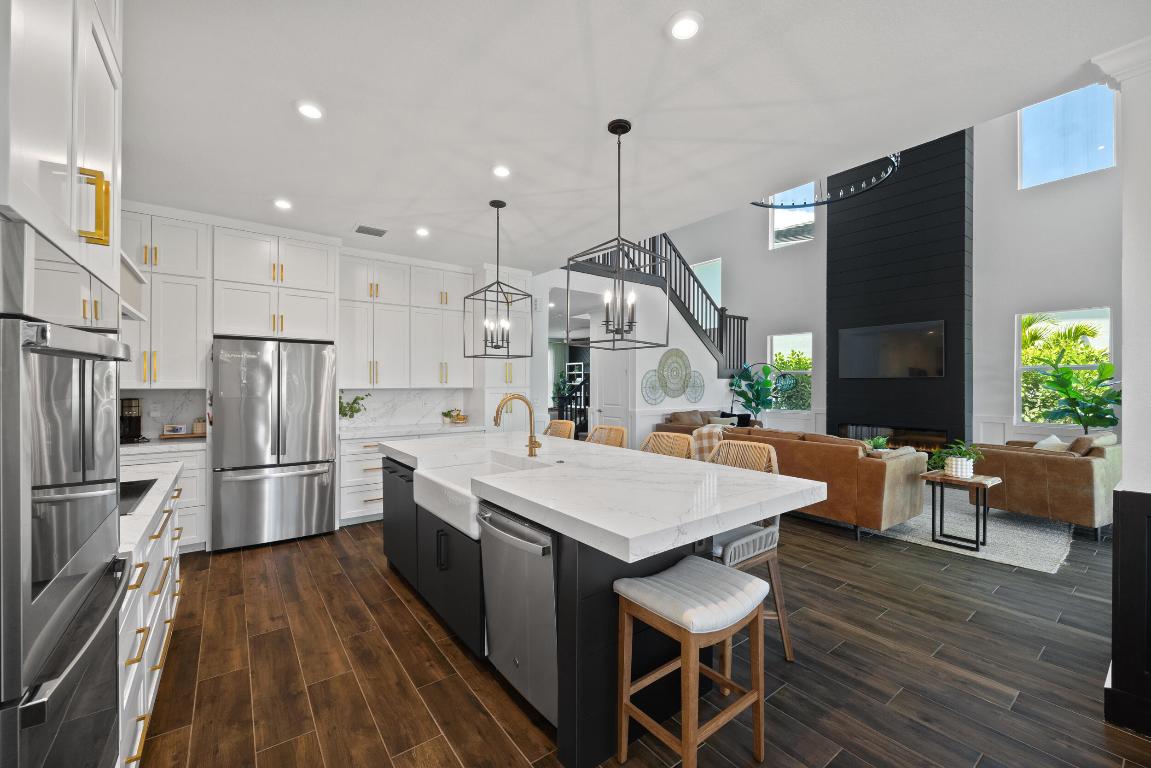 4591 SW Ardsley Drive