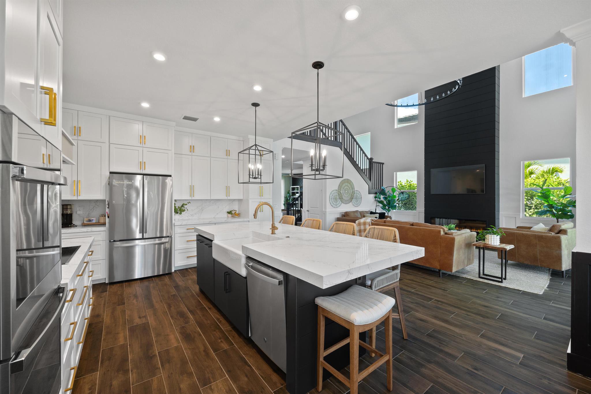 4591 SW Ardsley Drive