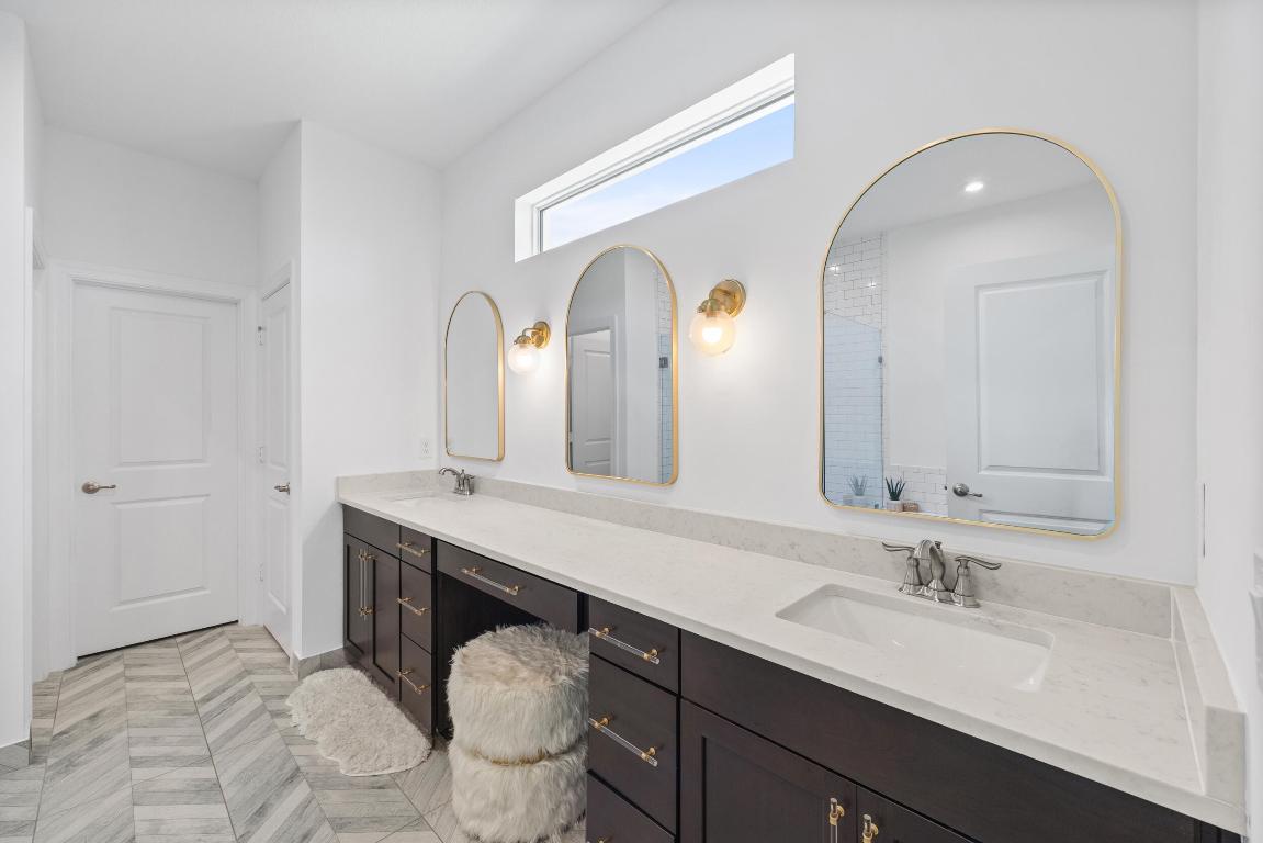 4591 SW Ardsley Drive