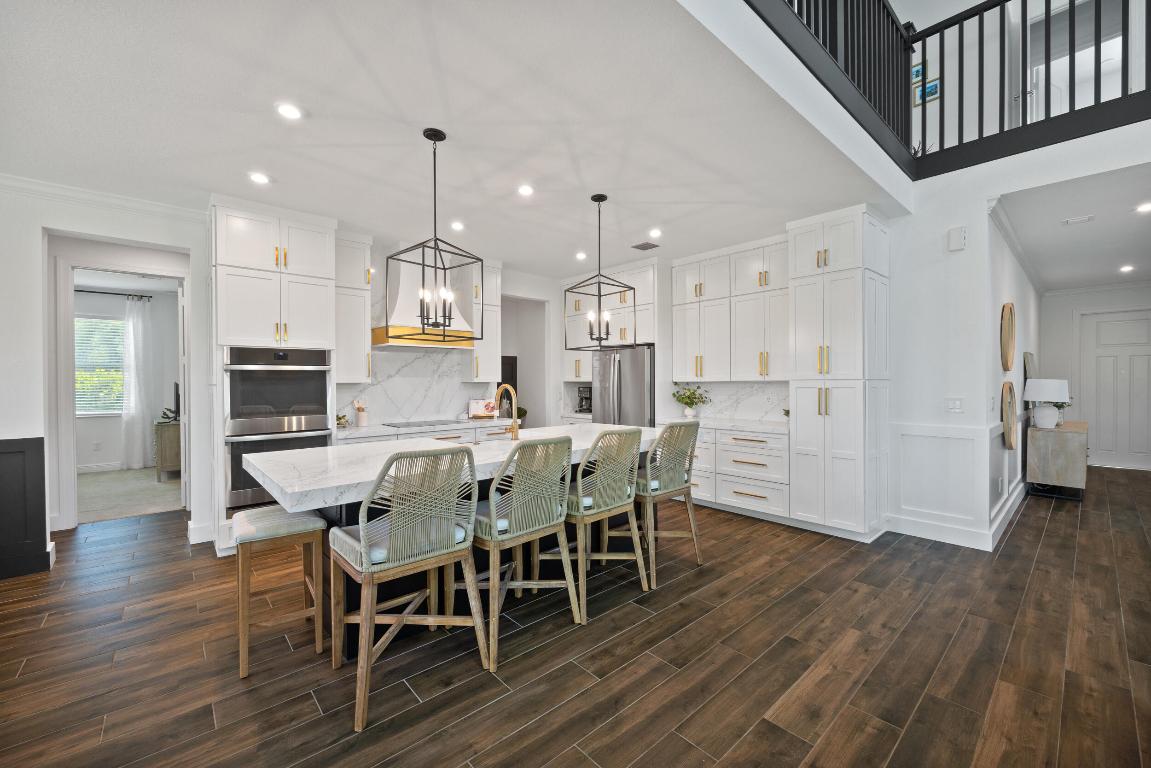 4591 SW Ardsley Drive