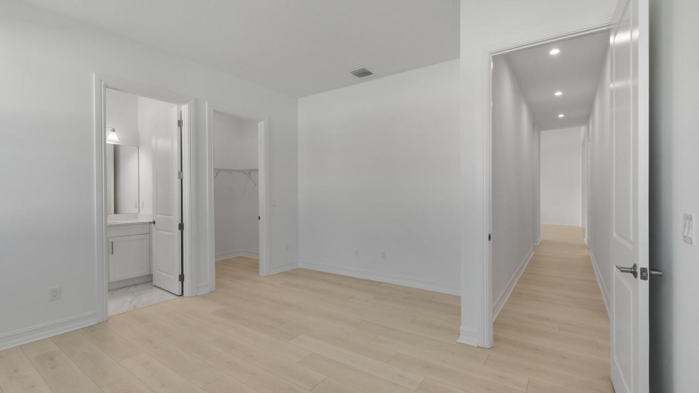 5238 SW Pomegranate Way