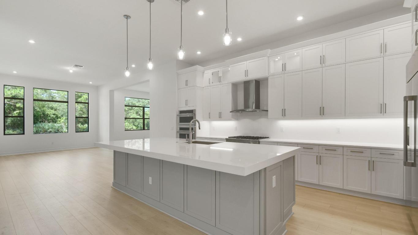 5238 SW Pomegranate Way