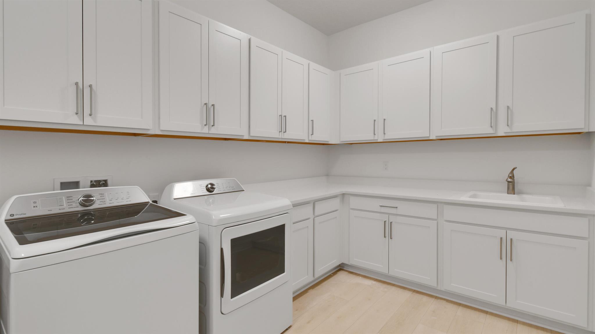 5238 SW Pomegranate Way