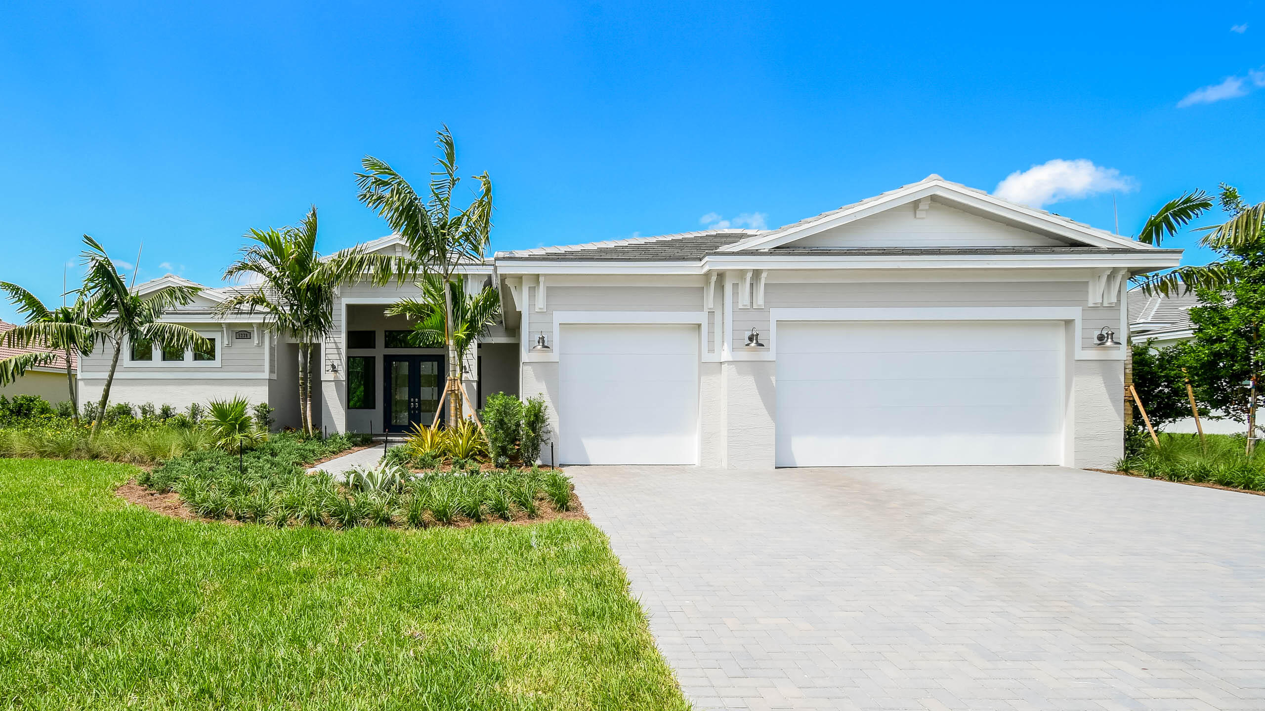 5238 SW Pomegranate Way