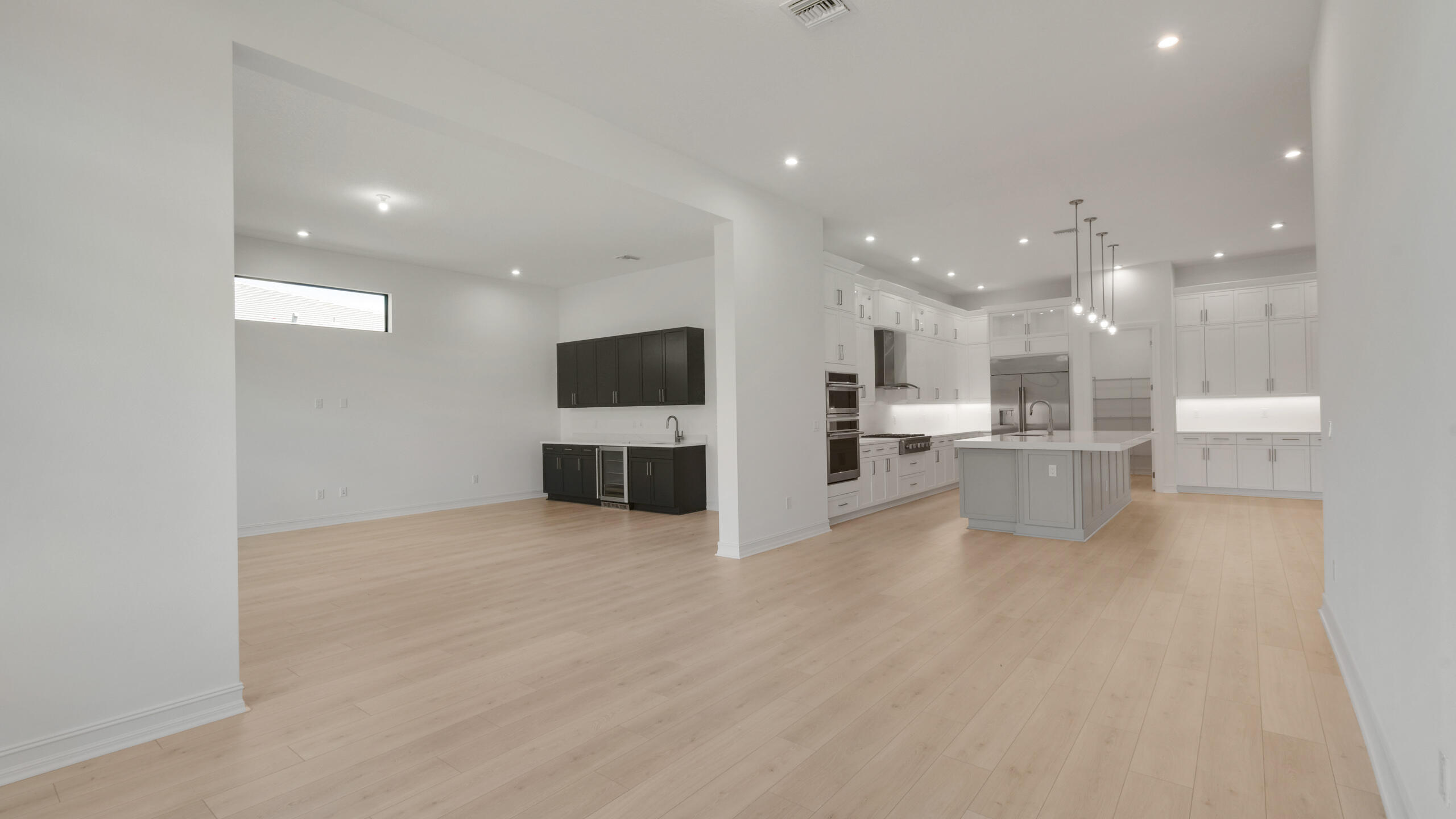 5238 SW Pomegranate Way