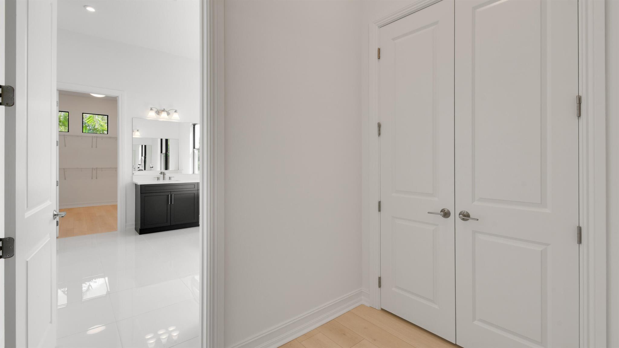 5238 SW Pomegranate Way