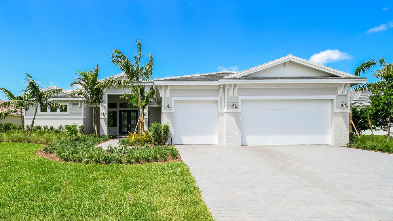 5238 SW Pomegranate Way